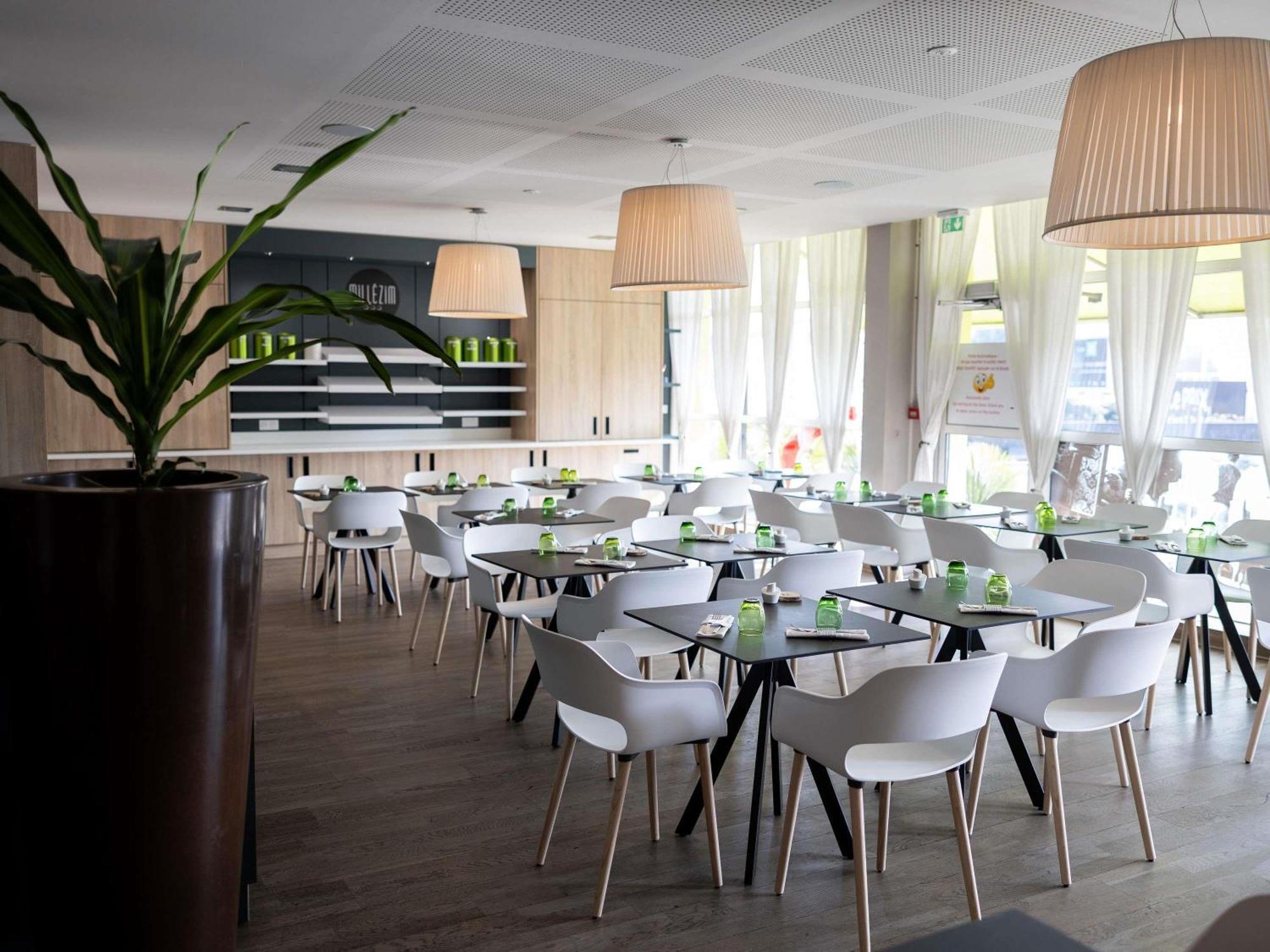 Готель Ibis Styles Chalon Sur Saone Екстер'єр фото